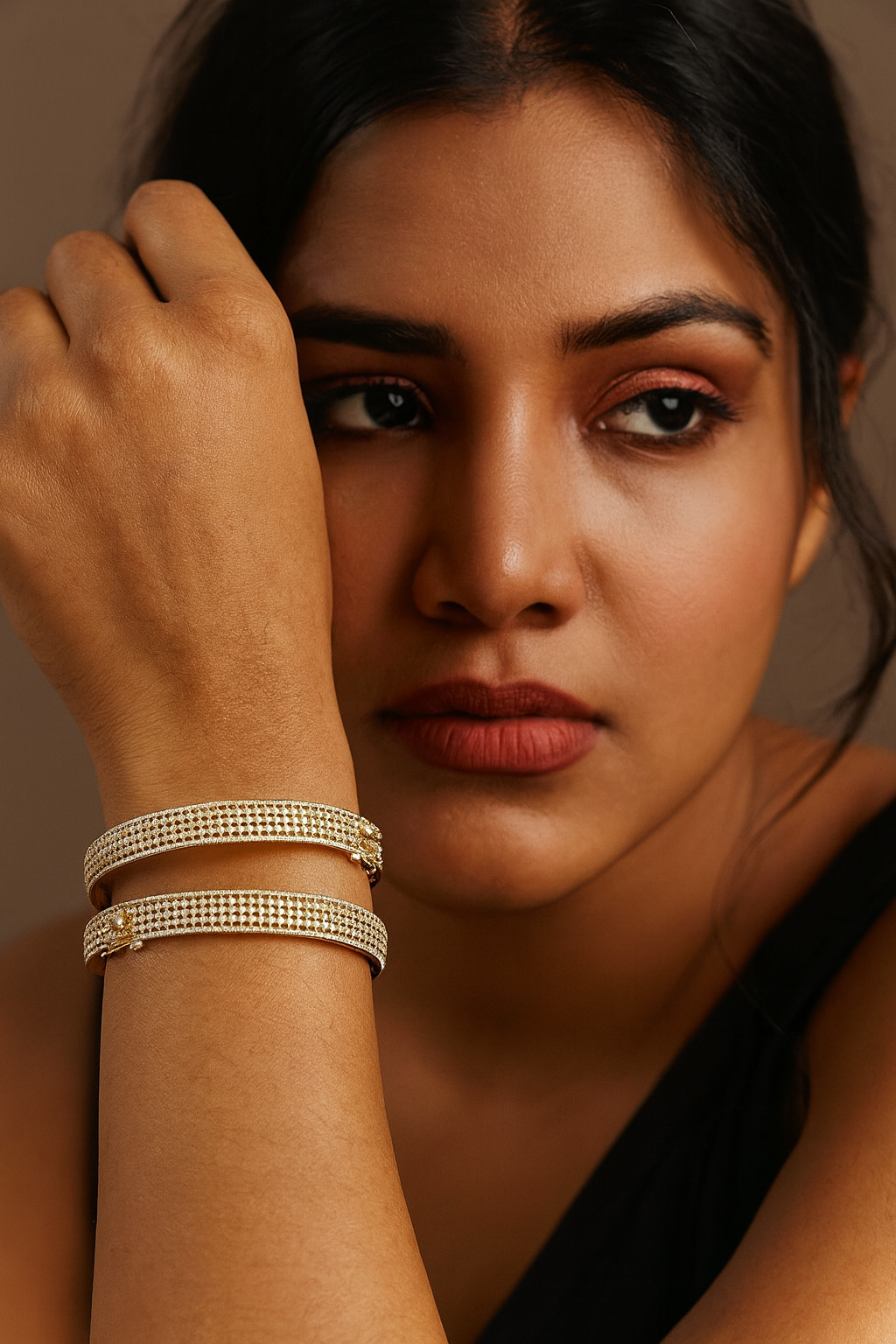 TRADITIONAL STYLISH BANGLES FOR WOMEN