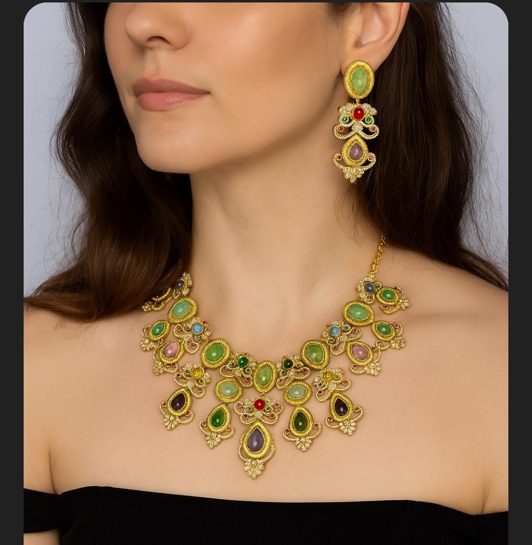 Multicoloured natural stone Vintage necklace  For Women