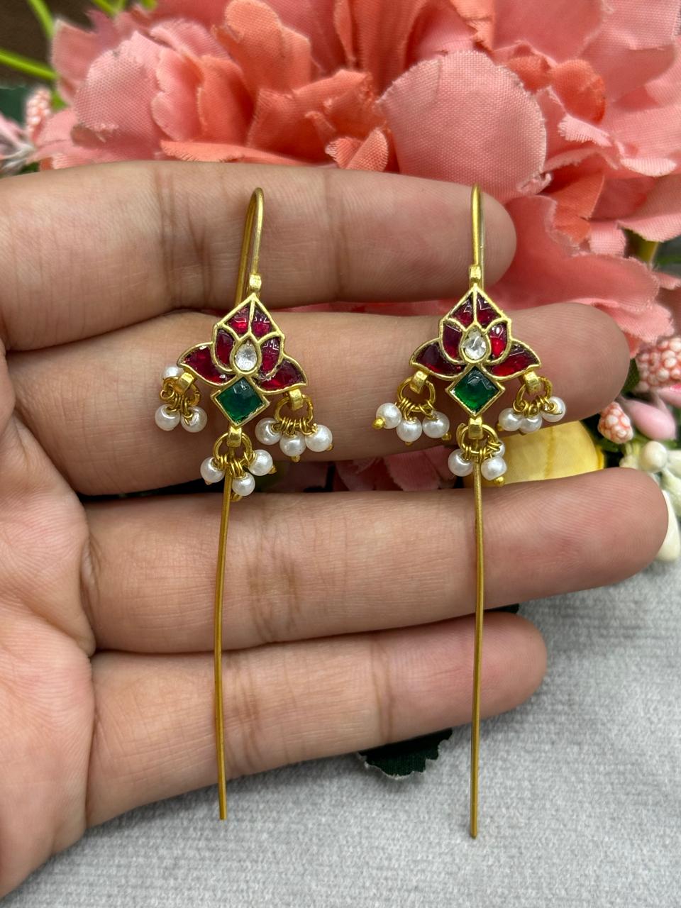 Elegant designer earcuff in pachi kundan in Multi for women