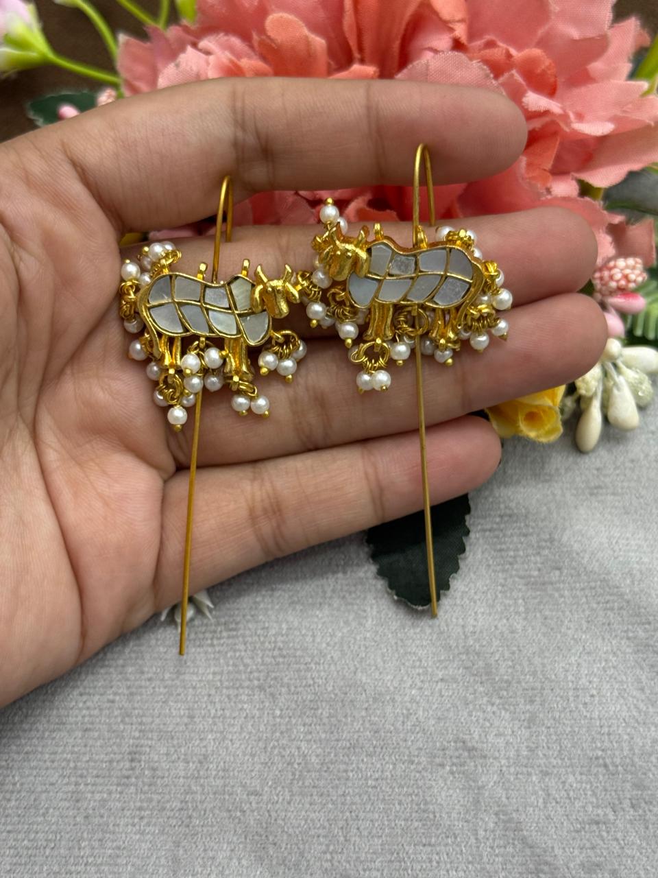 Nandi designer  earcuff in pachi kundani for women