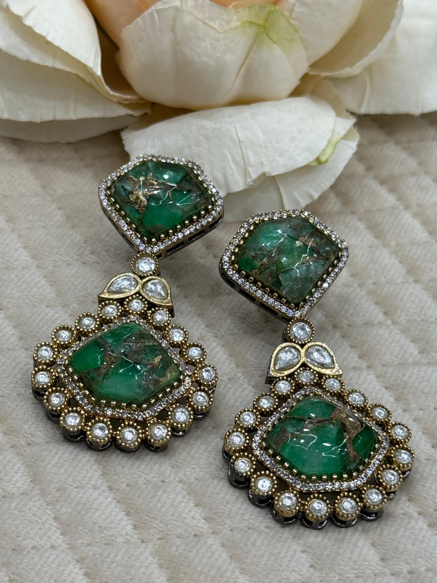 Kundan With Marvel Stones In Green for women