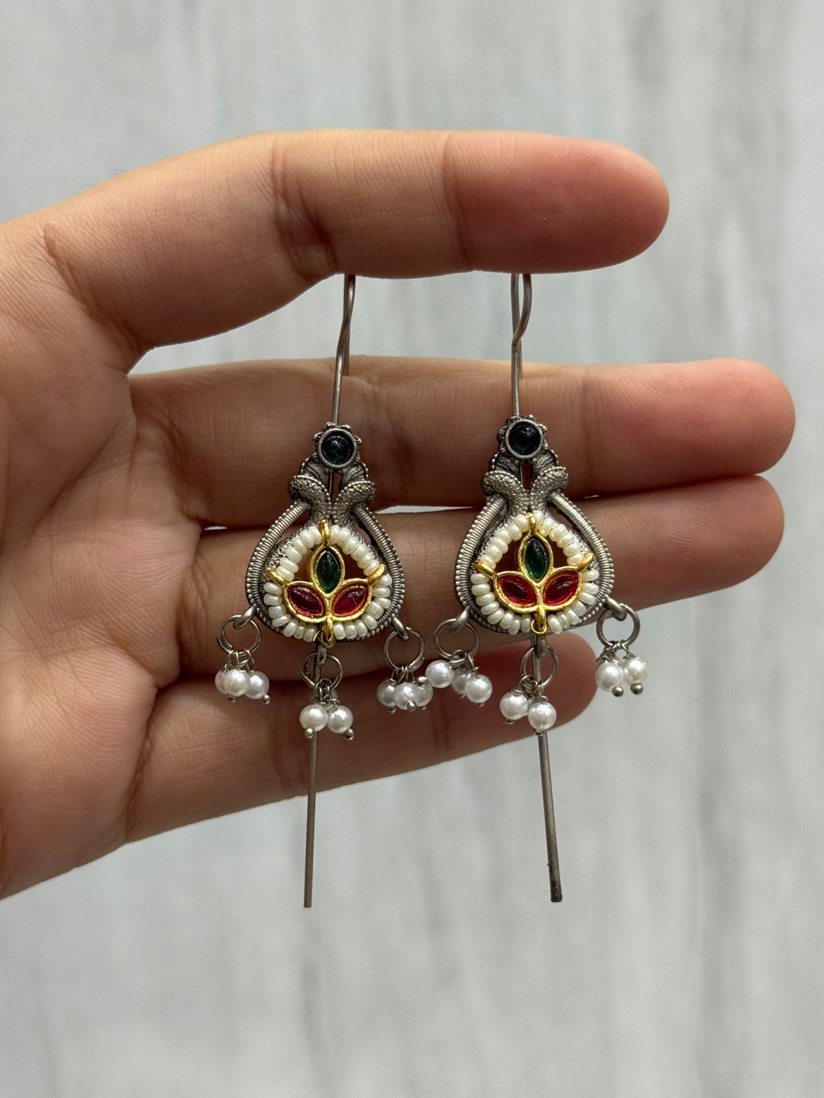 MULTI LEAF PATTERN EARCUFF