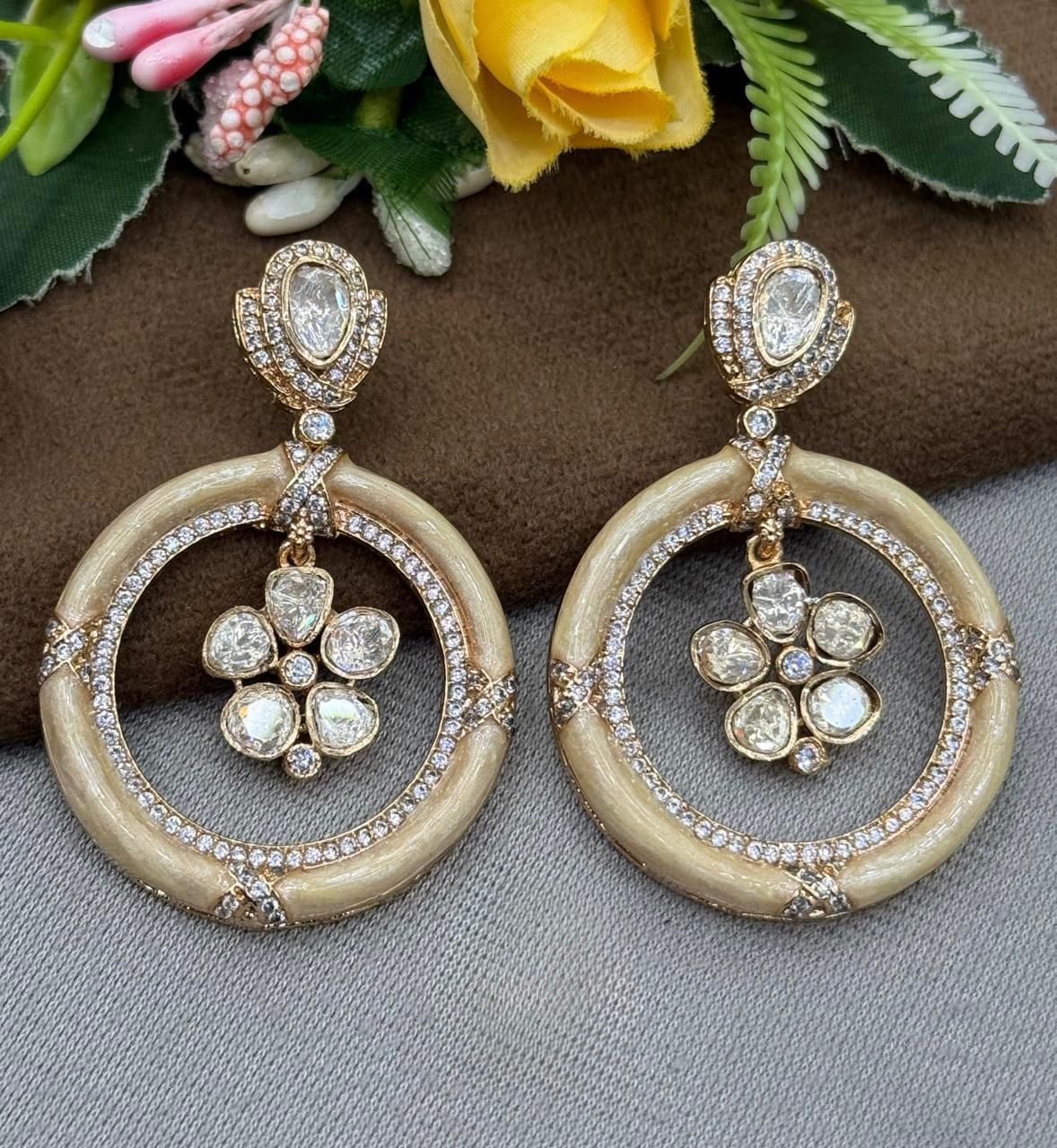 Italian Hoop in beige Earring