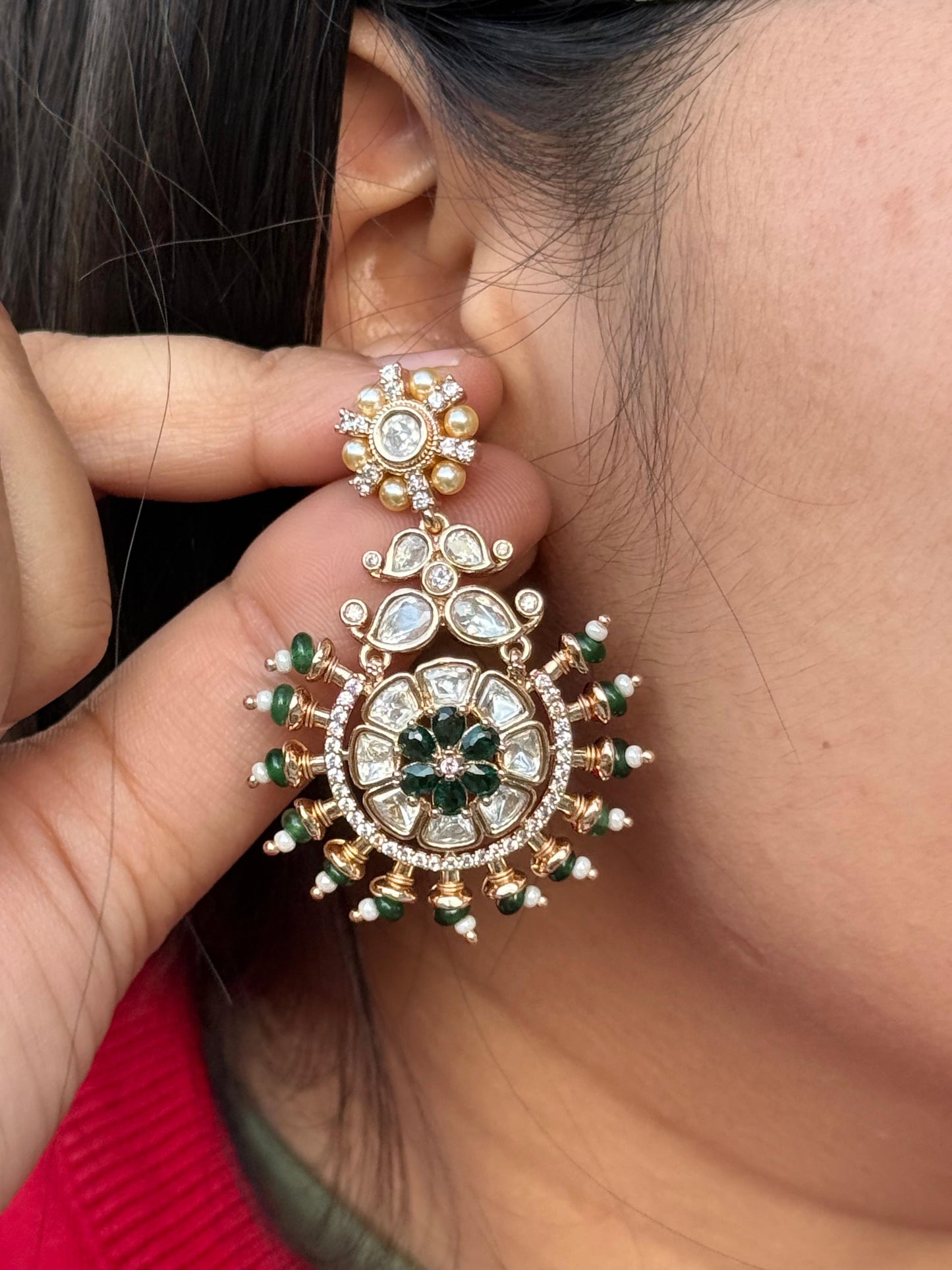 Kemp Stone With Sunheri Earring in green for woman