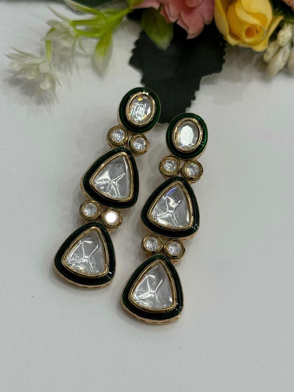 Side Meenakari With Polki Earring in green for woman