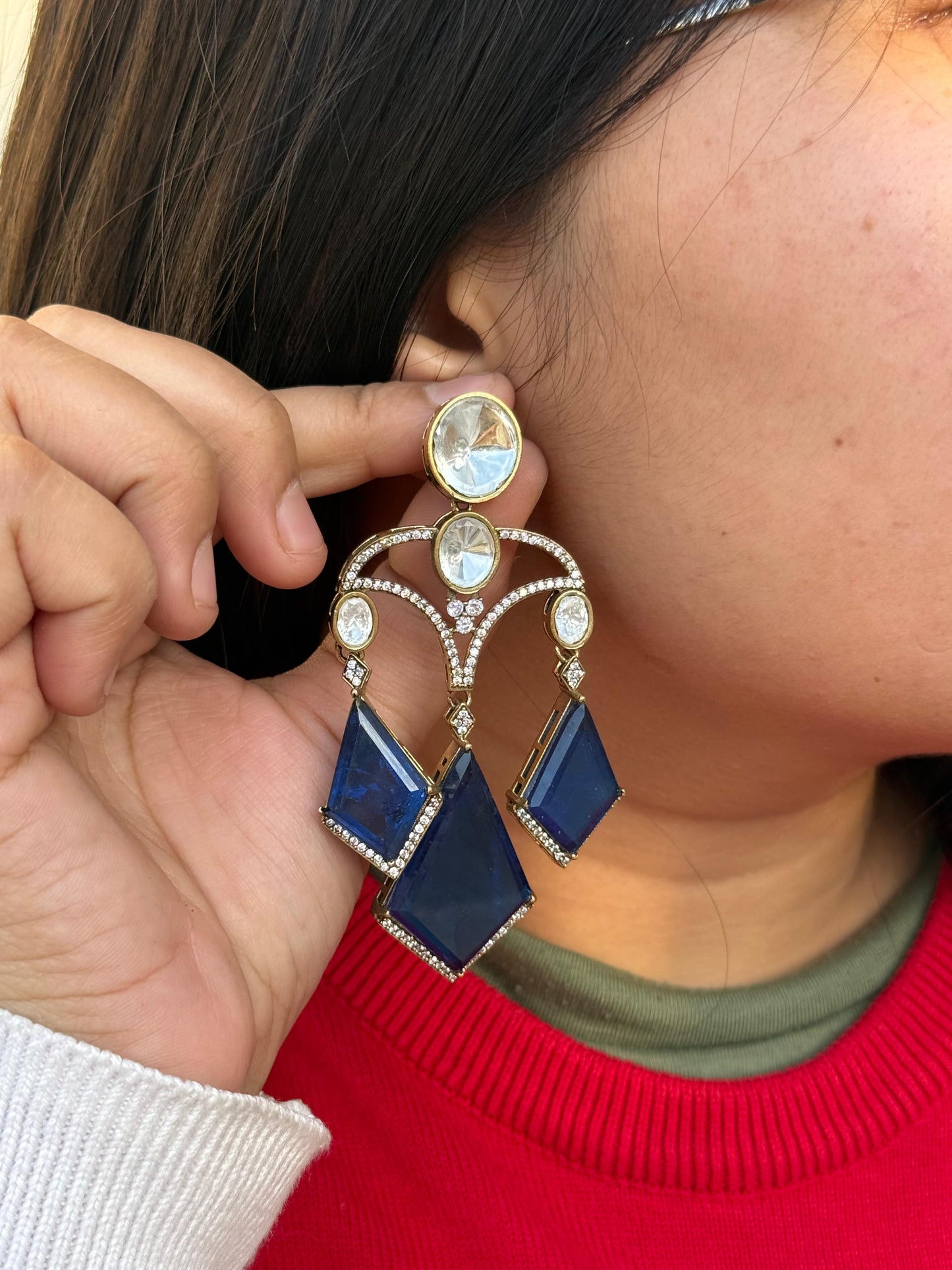 Long Earrings with Doublets In Mossanite in blue for woman