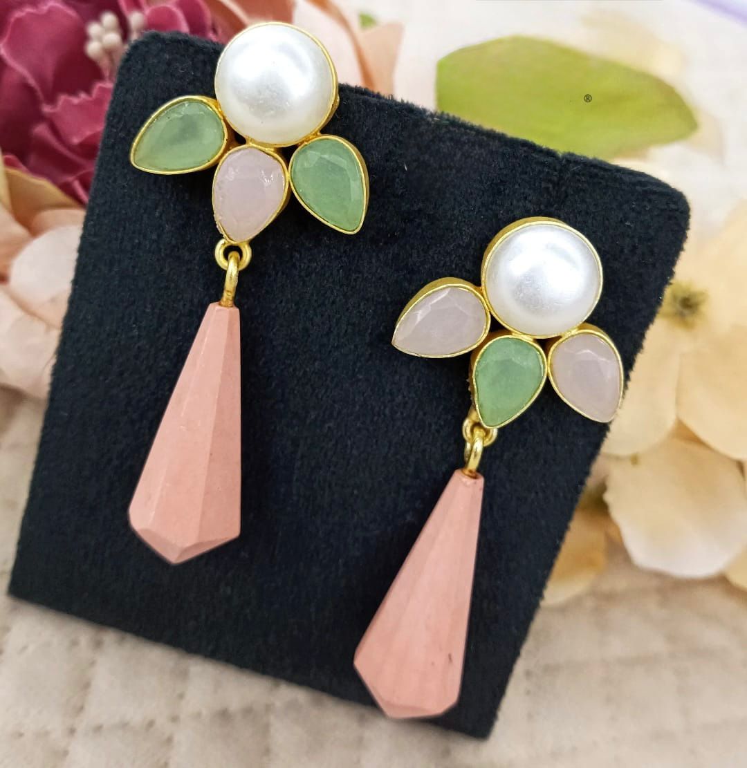 leafy patttan with duzy stone for woman