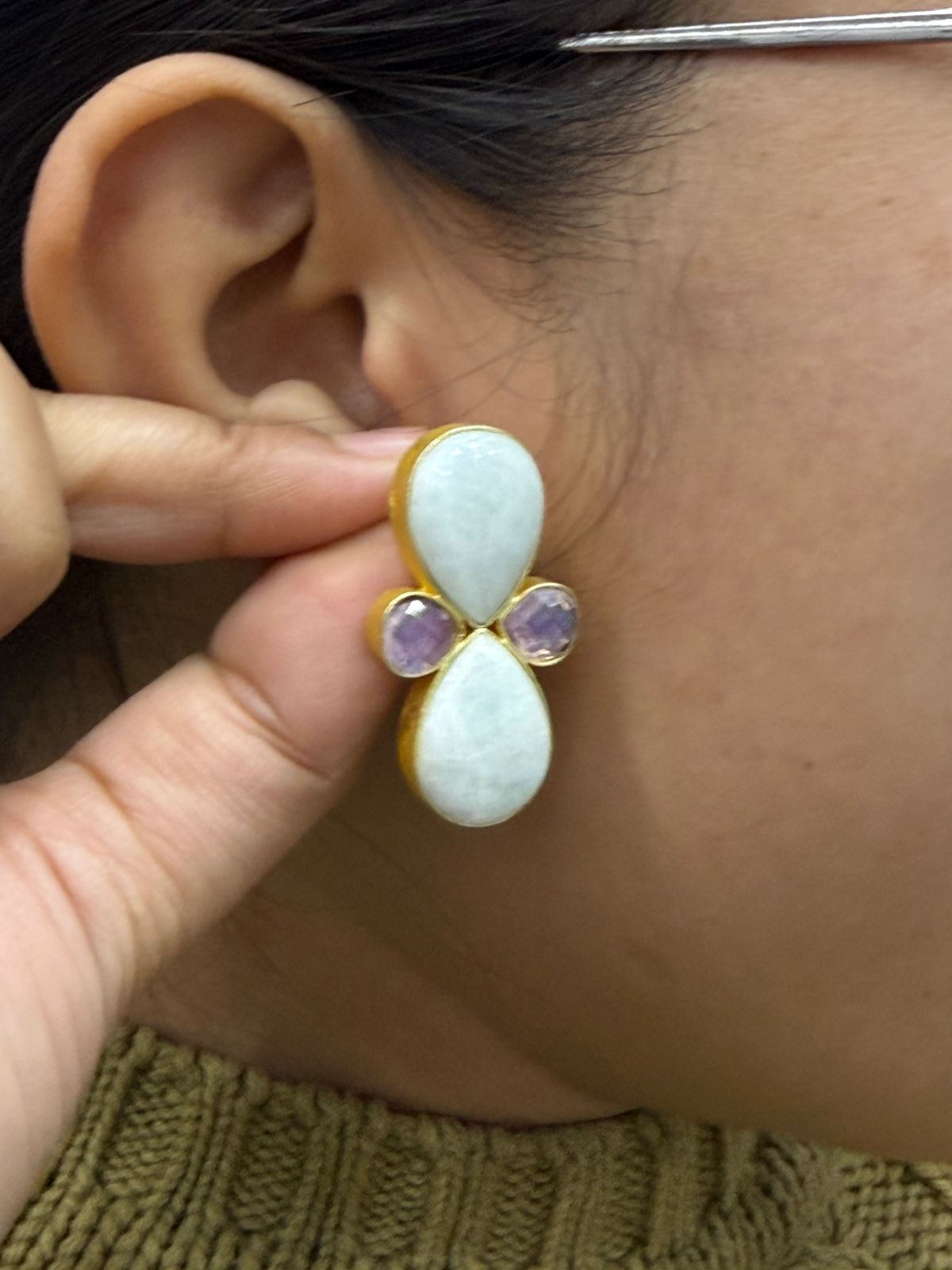 cute little mini studs in duzy for woman