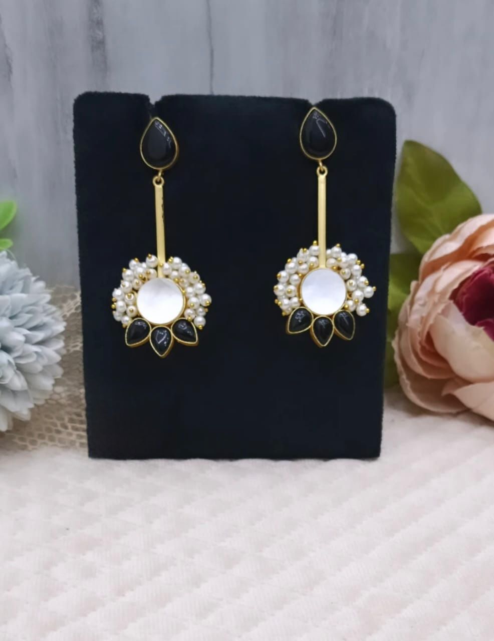 stone appeal handcrafted brass black earring for woman