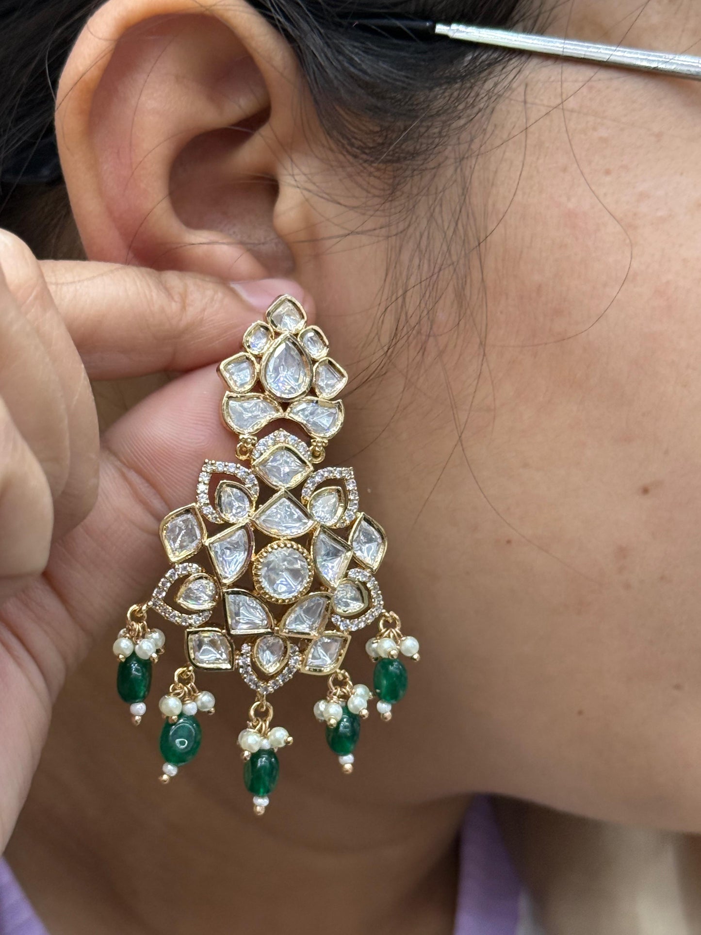 Sunheri Kundan With Emerald Beading Earring in green for woman