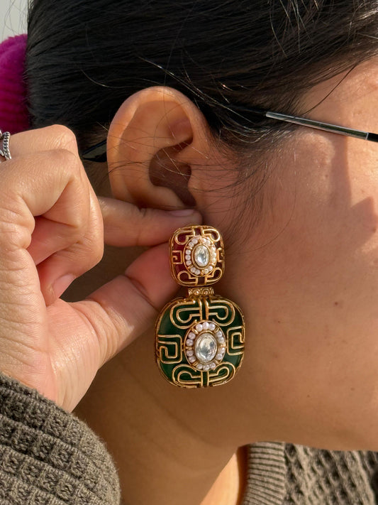 Carving With Pearl Beading Earring for woman