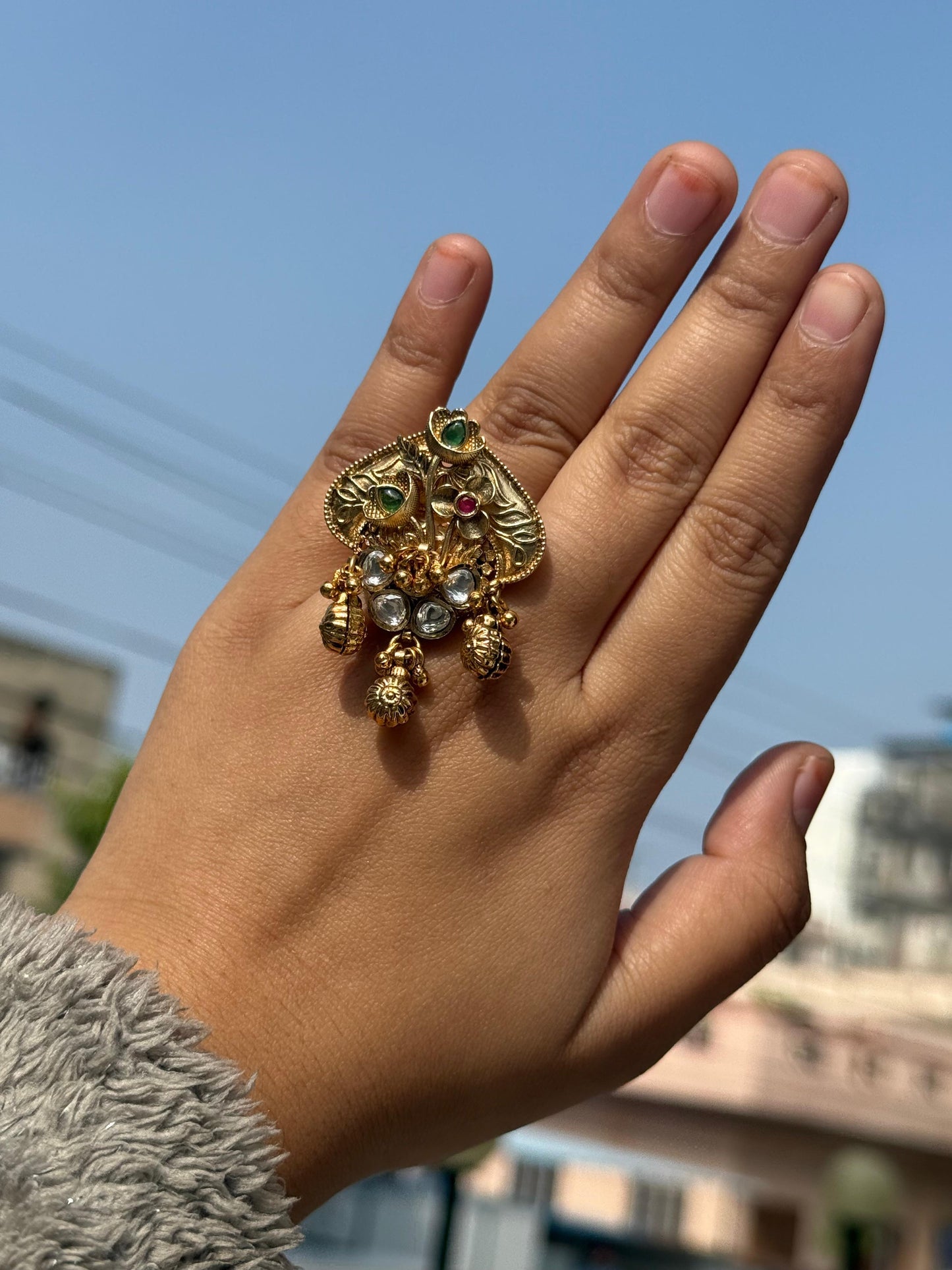 Heritage Finger Ring for woman