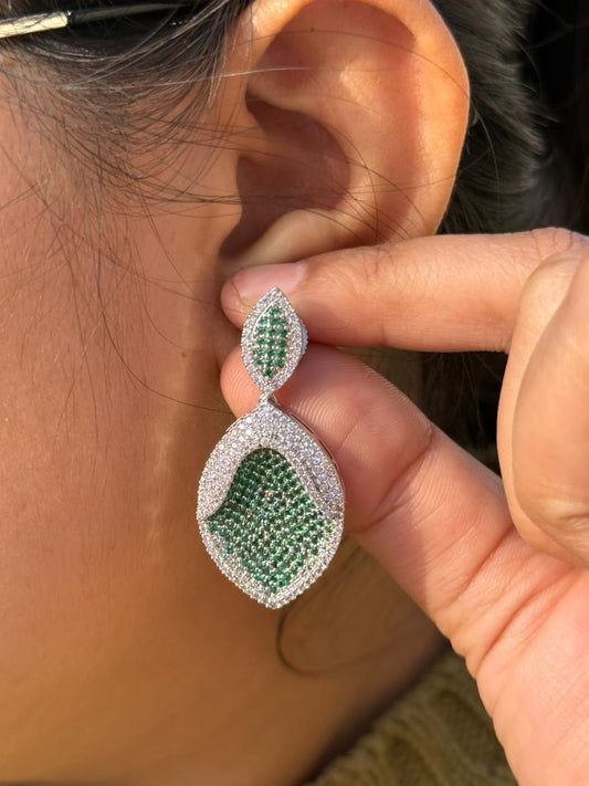 Little With Invisible Setting Earring for woman