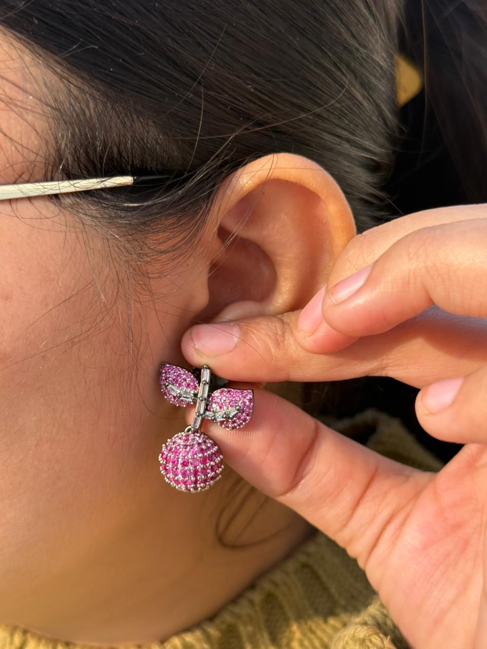 Invisible setting  Pink colour Ball & Leaf  Earrings