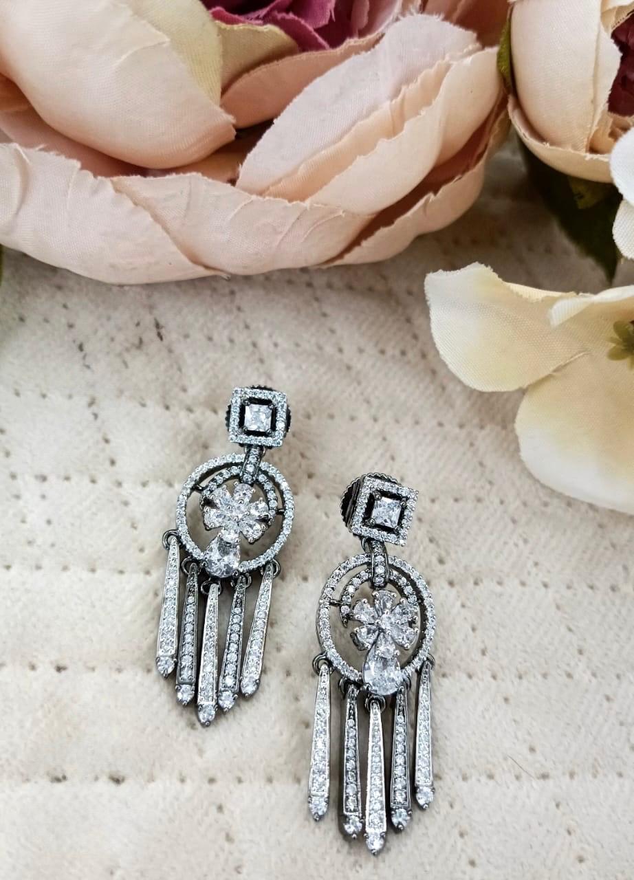 Charming CZ Earring for woman