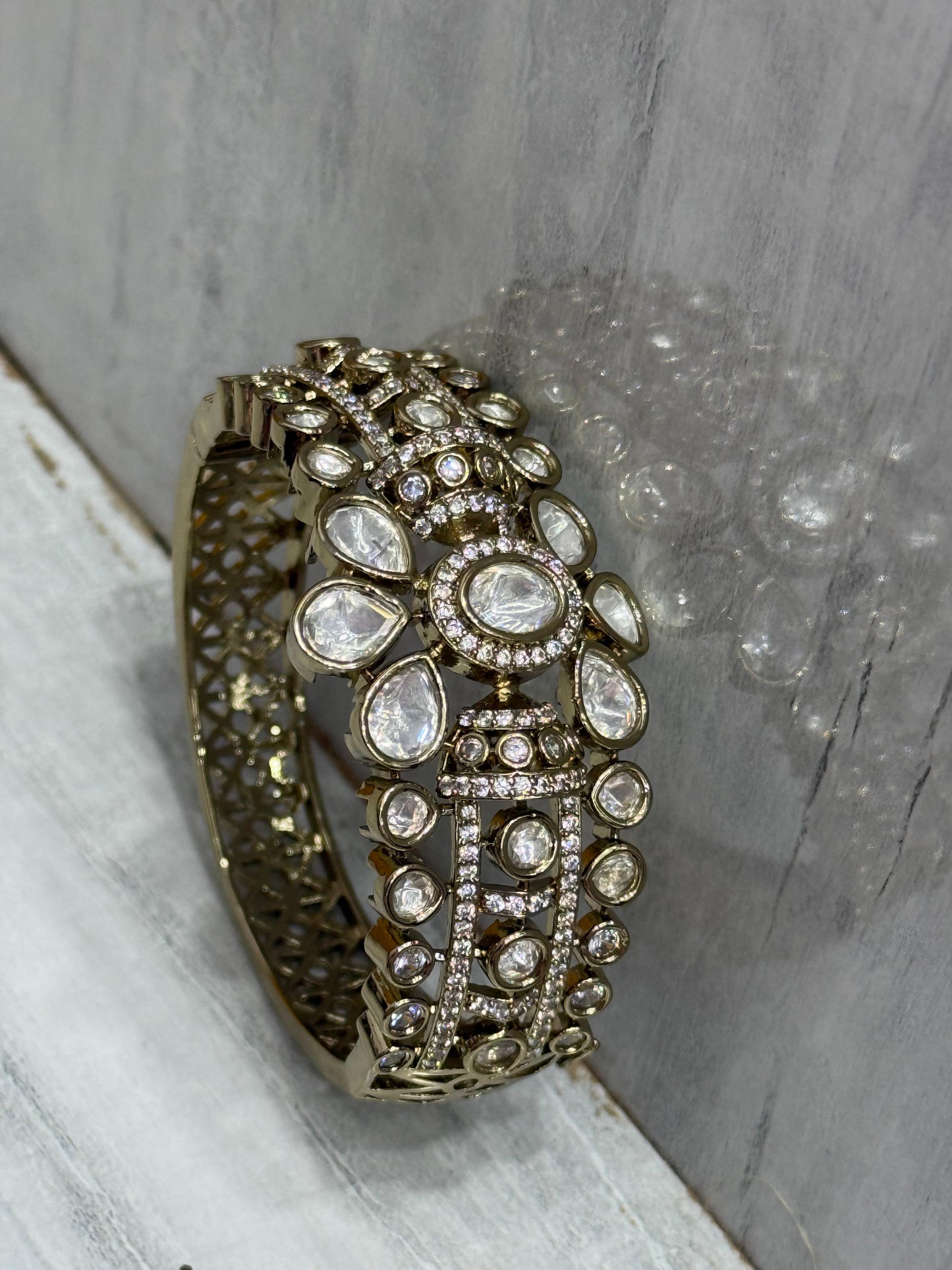 Floral Mossanite Kundan Bracelet for woman