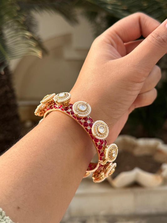 Appoxy Sunheri Kundan Bracelet for woman