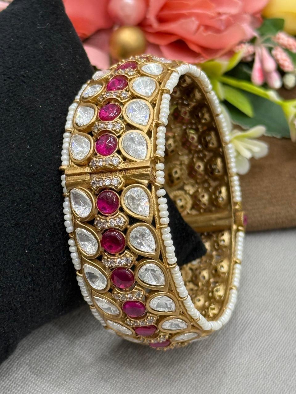 Broad Mossanite With Pota Stones Kada for woman