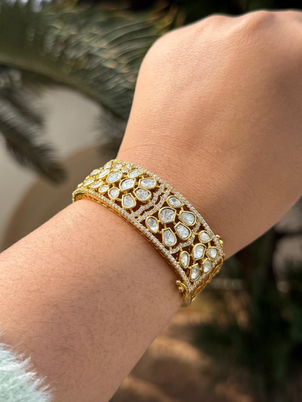 Kundan Gold Polish Bracelet for woman