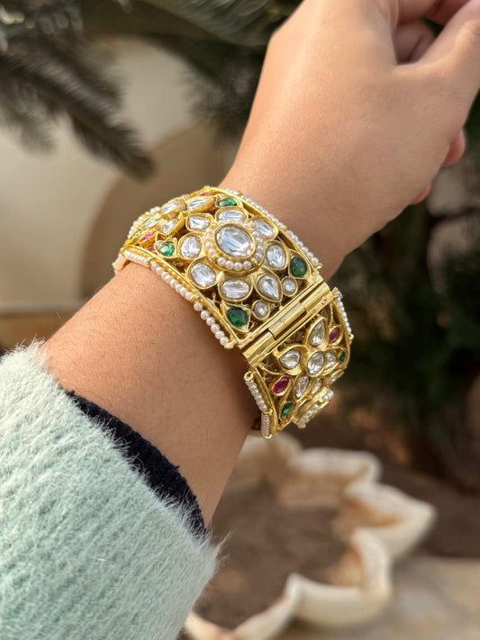 Paachi Kundan With Mossanites Broad Kada for woman