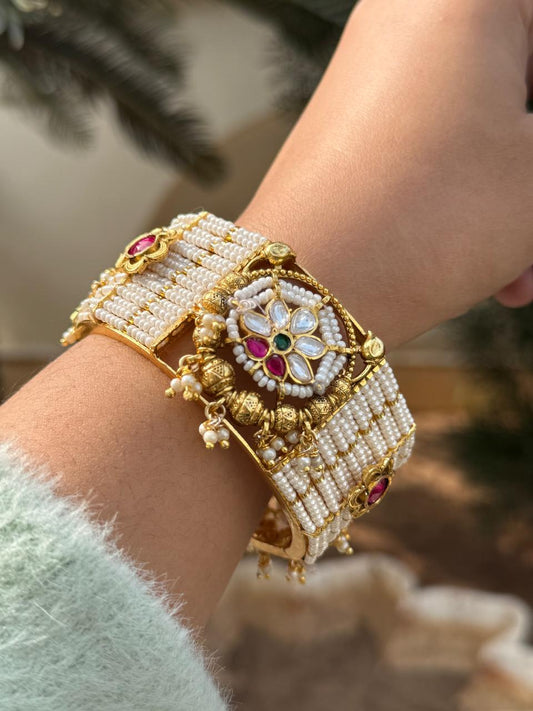 Pearl With Paachi Kundan Kada for woman