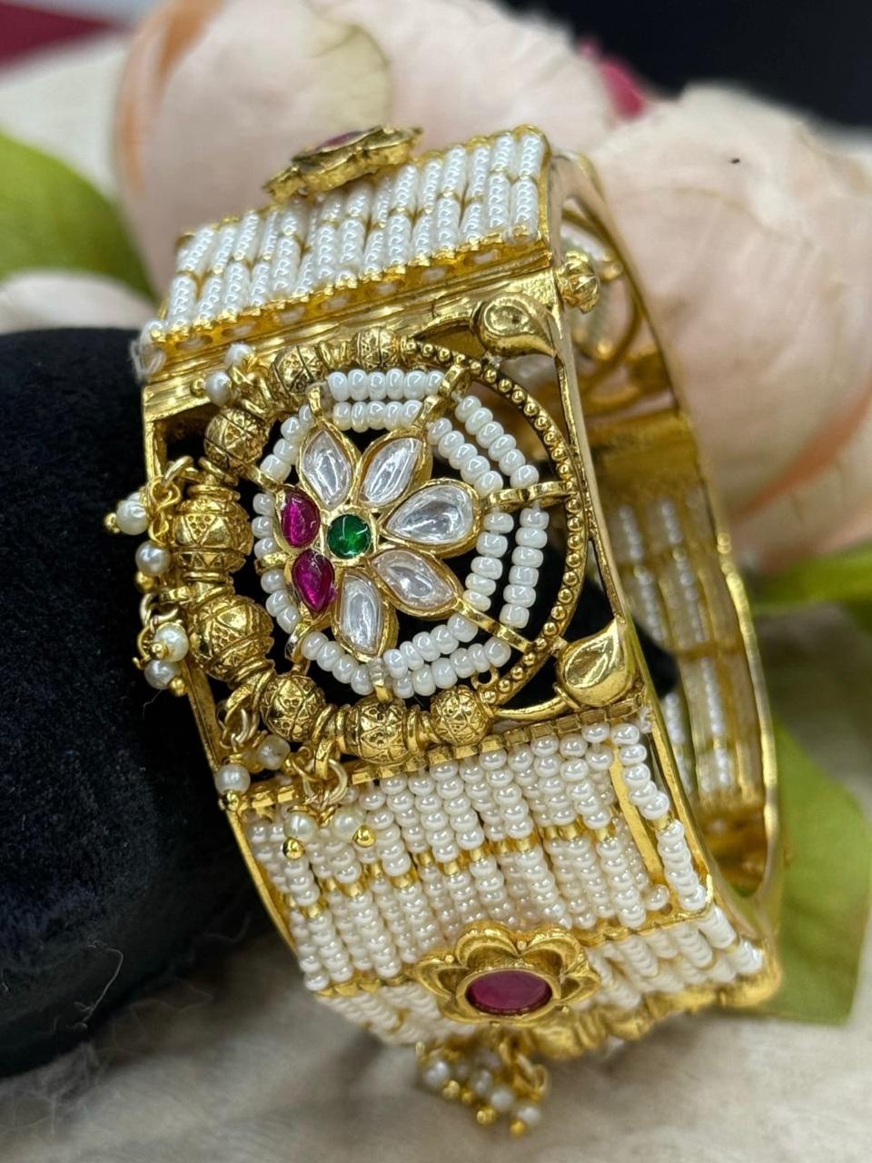 Pearl With Paachi Kundan Kada for woman