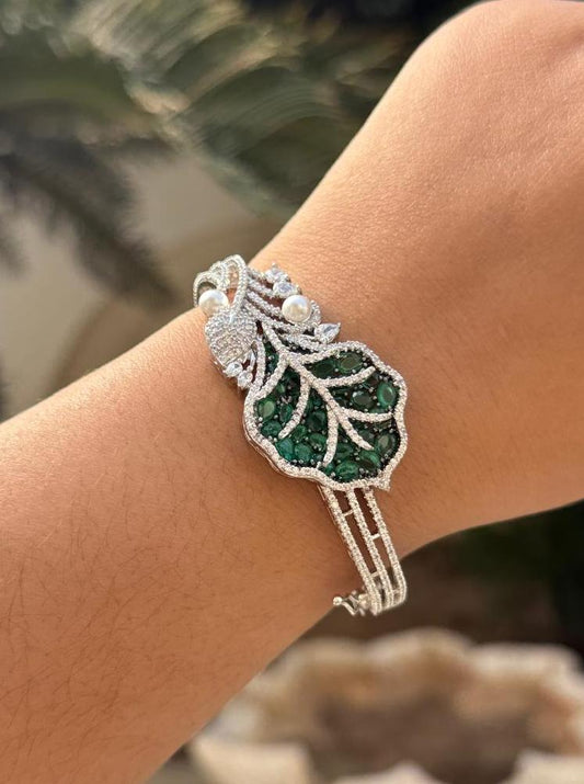 Leafy Pattern With CZ Bracelet for woman