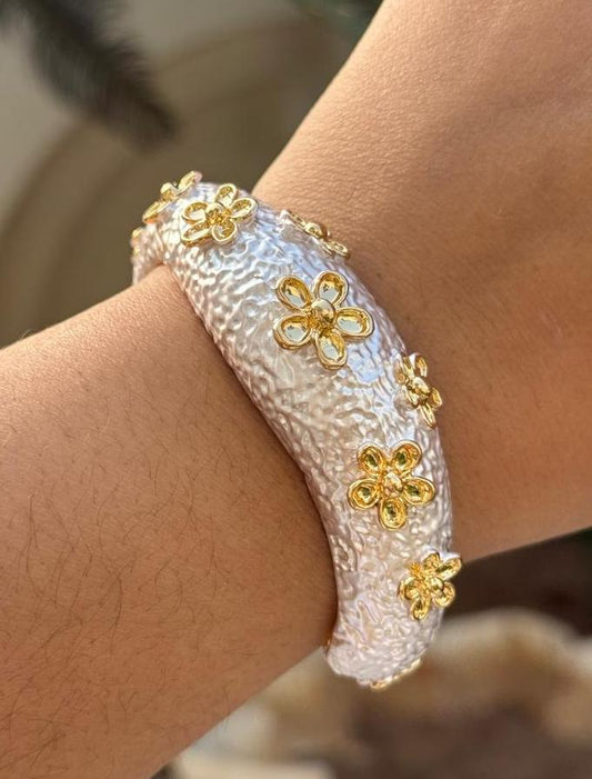 Dual Tone Flower Handcuff for woman