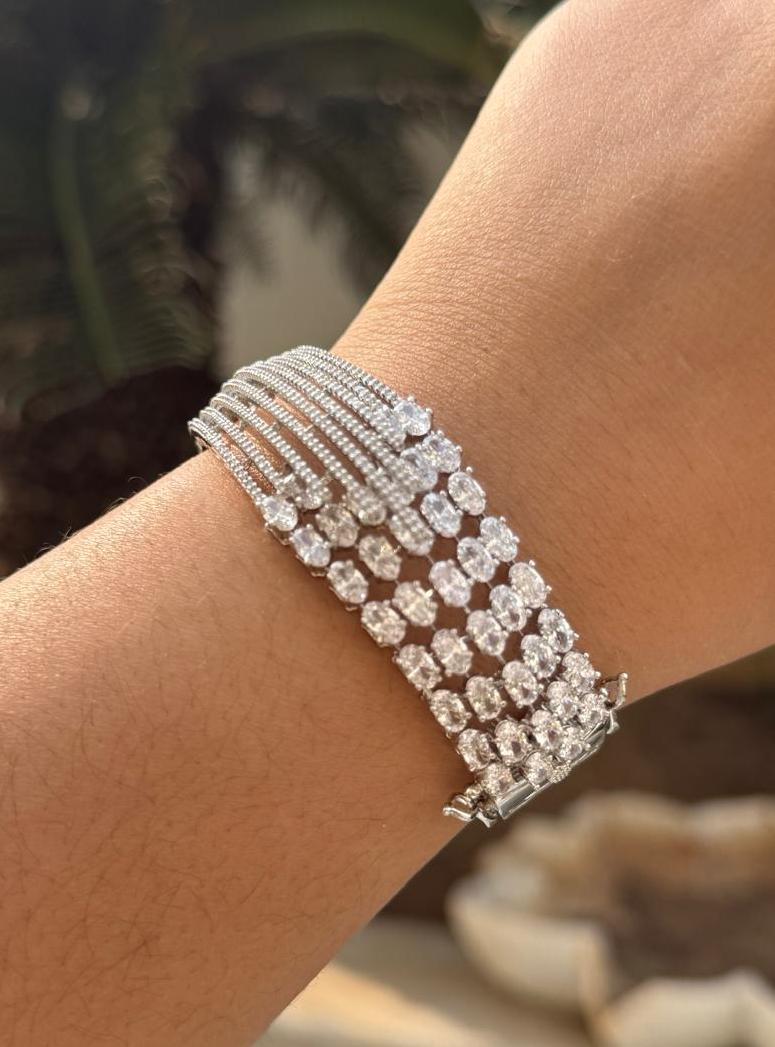 Rhodium Plated Zircon Bracelet for woman