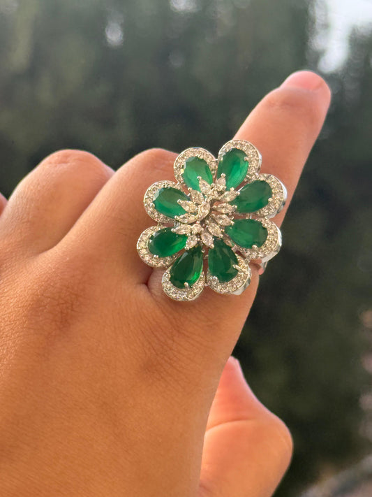 Flower With Zircon Ring in green for woman