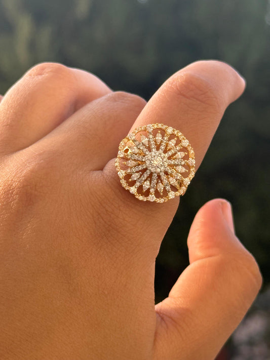 Fashionable Zircon Ring for woman