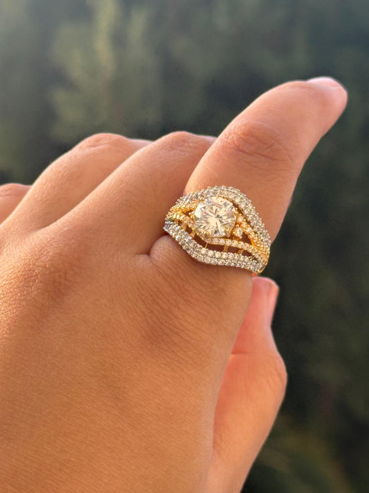 Trendy Zircon Finger Ring for woman