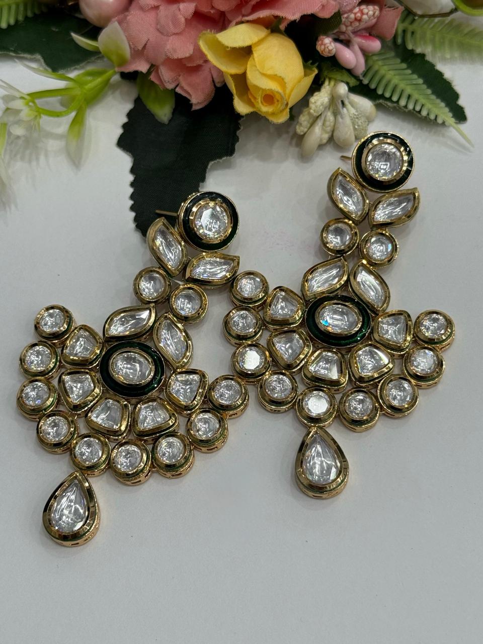 Meenakai Kundan Earring in green for woman