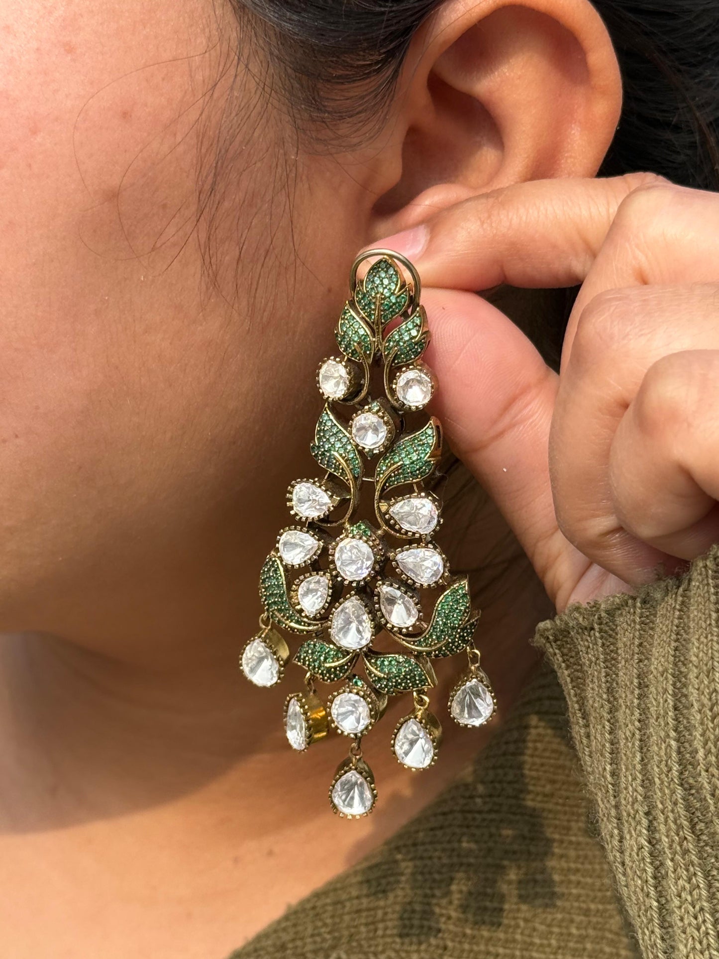 Royal Mossanite Kundan Earring