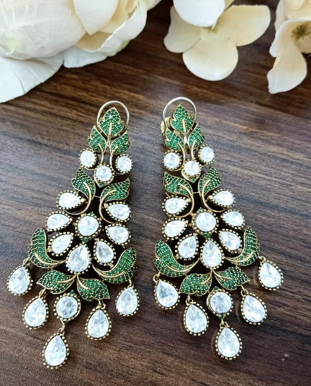Royal Mossanite Kundan Earring