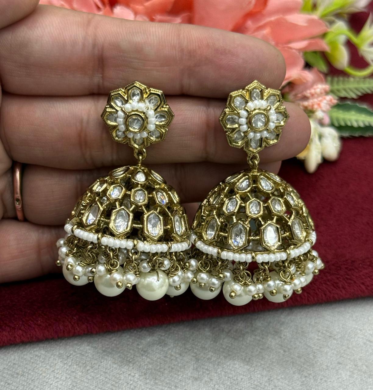 Mehandi Polish Kundan Jhumka