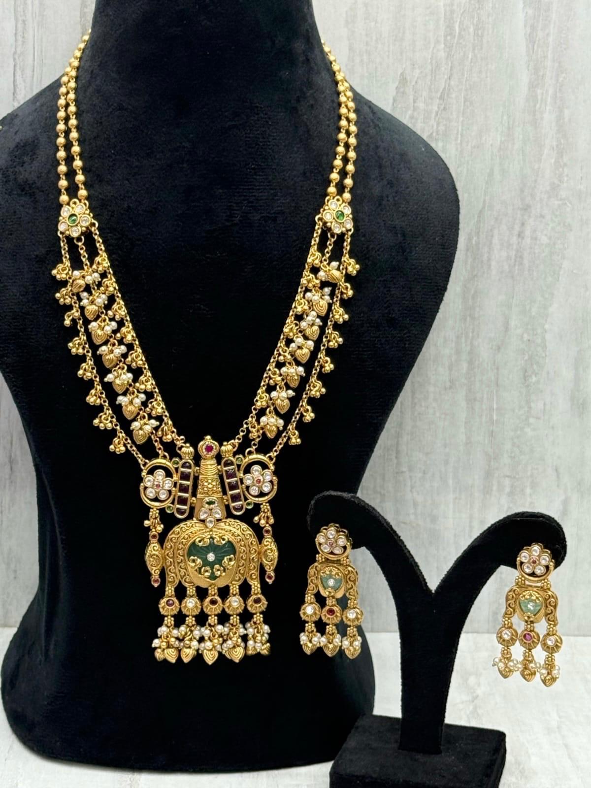 Gold Plated Heritage Pendent set