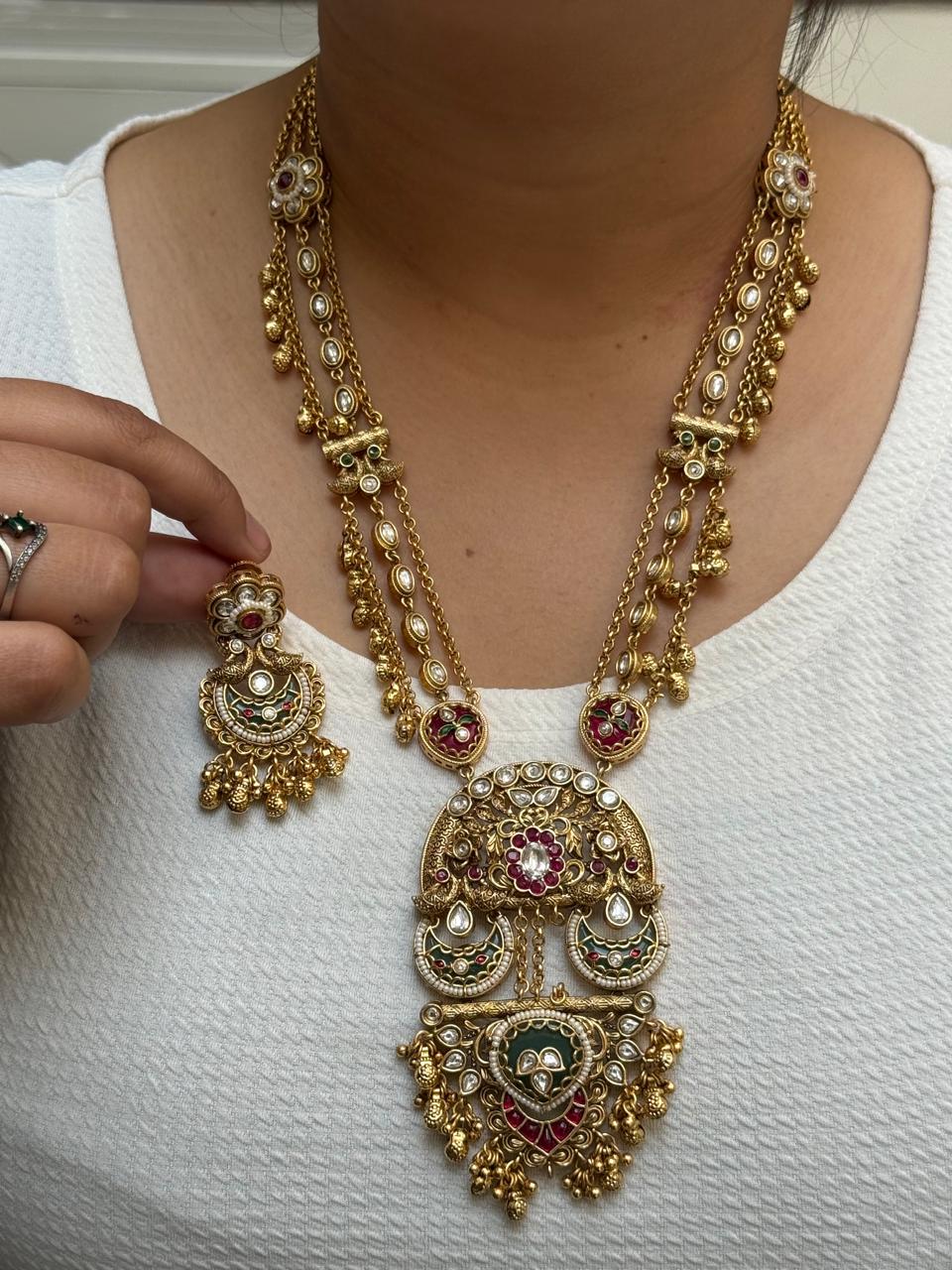 Gold Plated Heritage Pendnet set