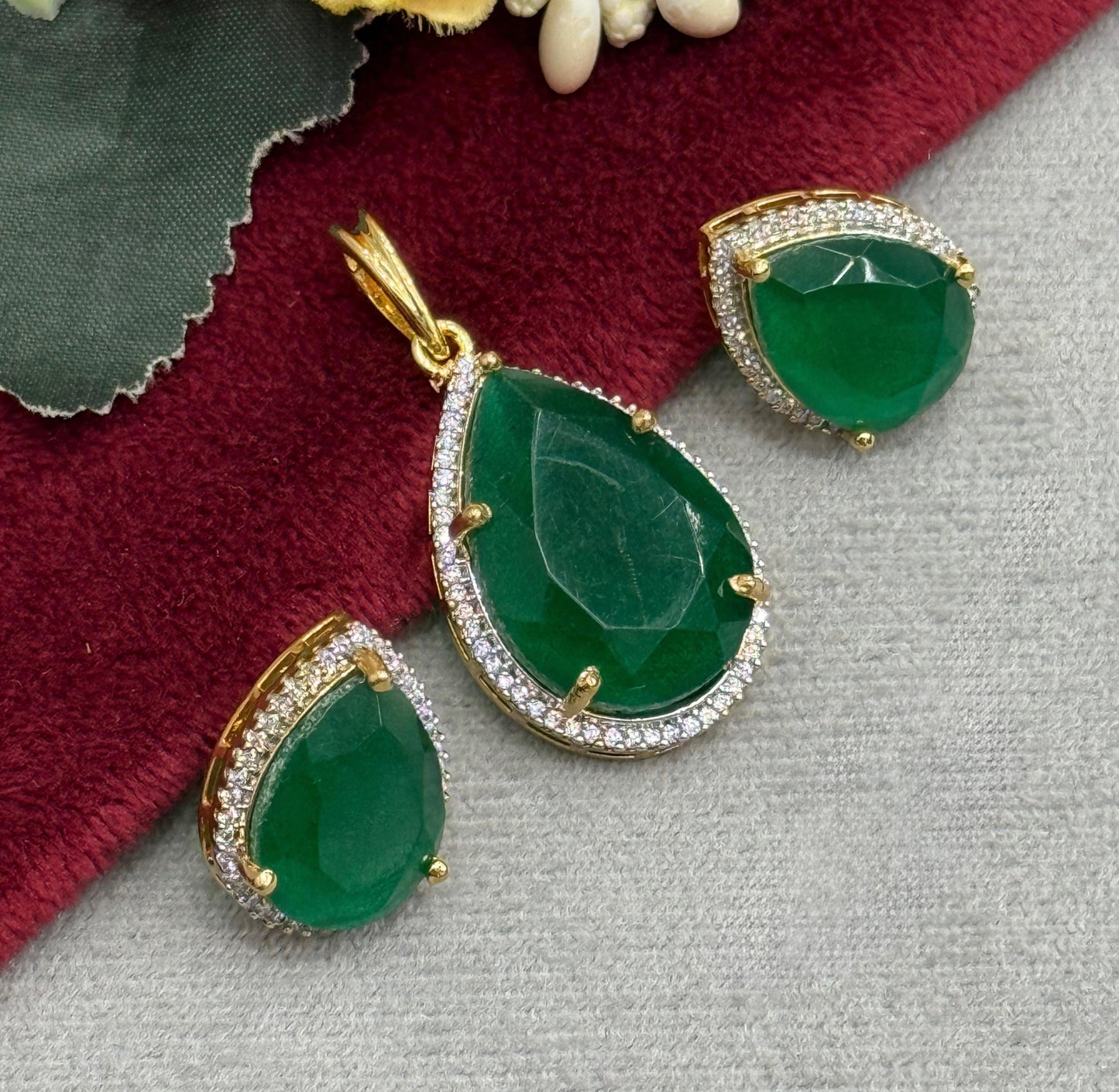 Green Doublet Gold Cz Pendent Set
