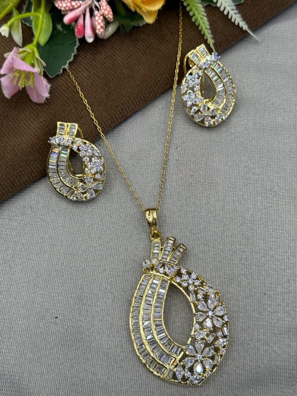 Gold Cz Pendent Set