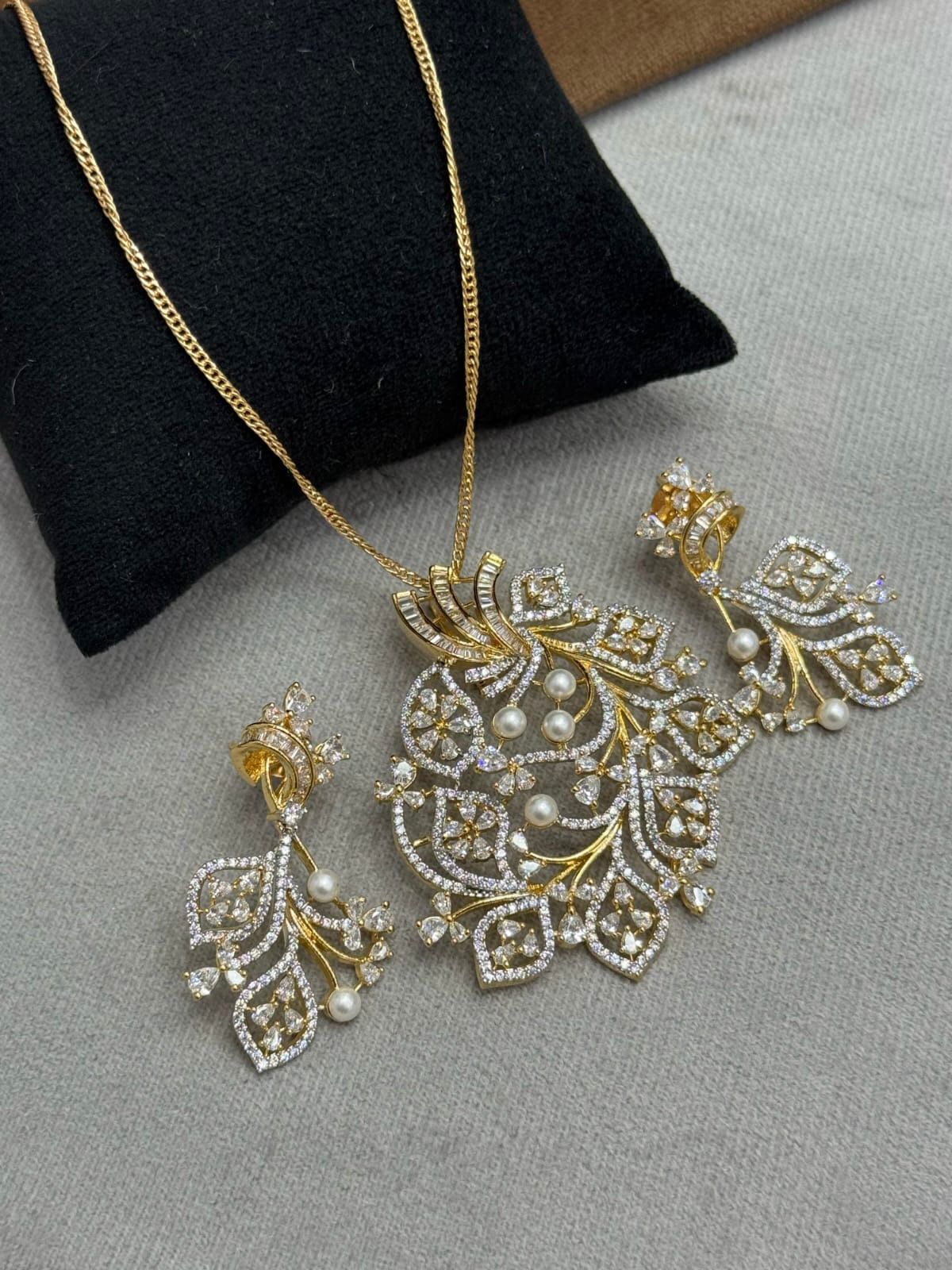 Pearl Gold Cz Pendent Set