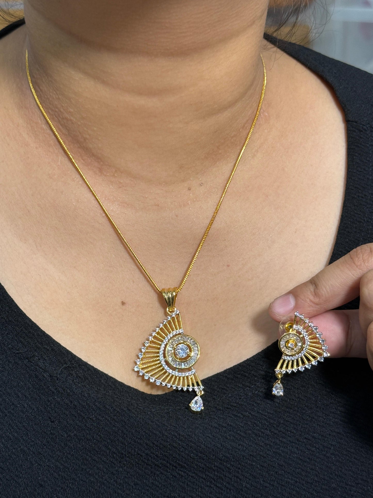 Gold Cz Pendent Set