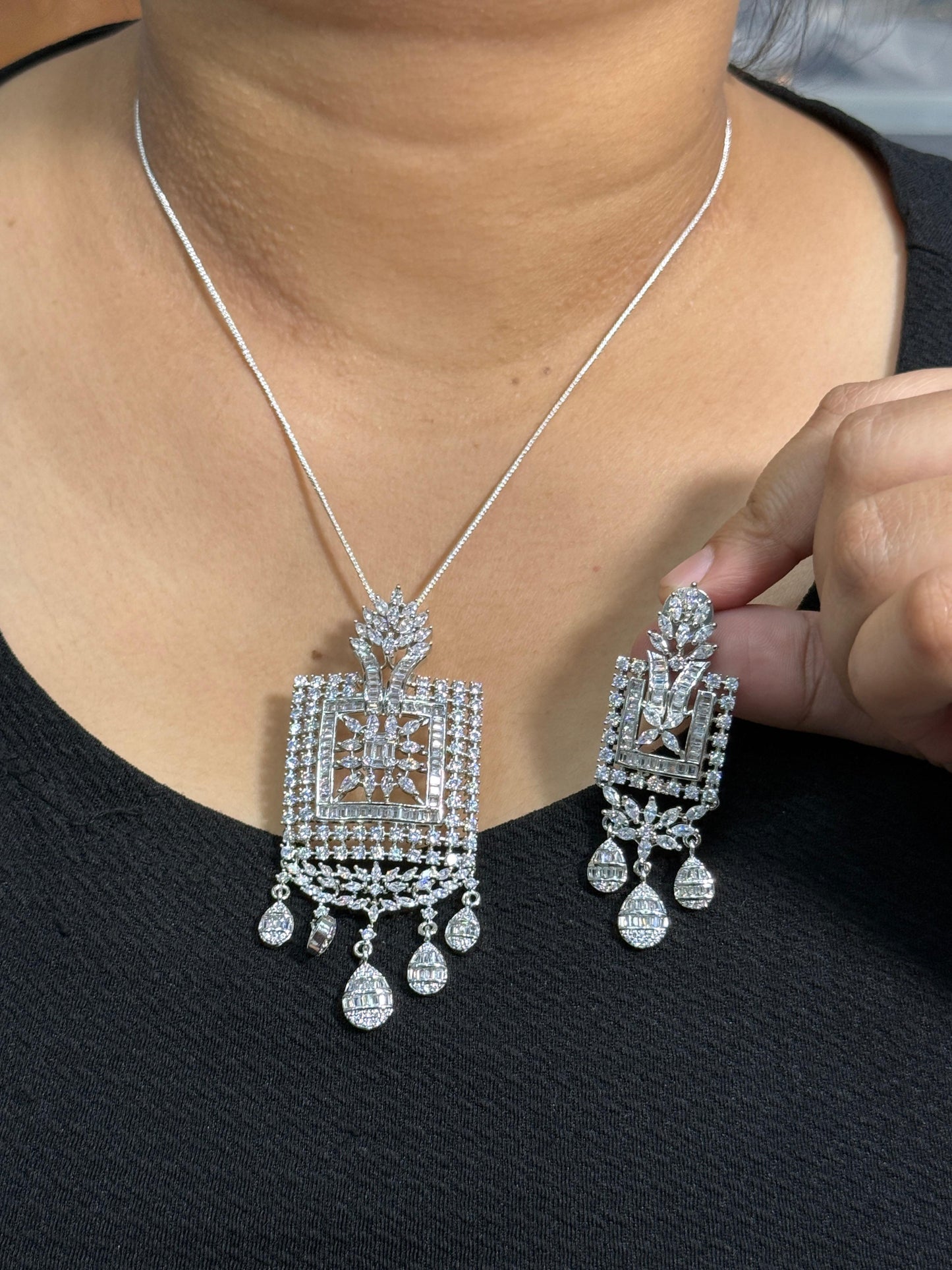 Cz Pendent Set
