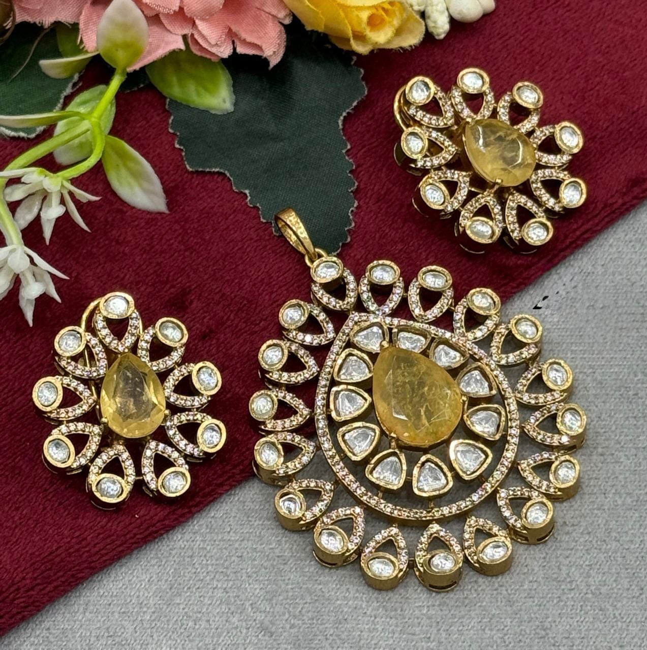 Yellow Doublet Kundan Pendant Set