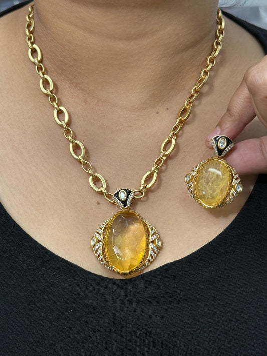 Fusion Yellow Doublet Pendent set