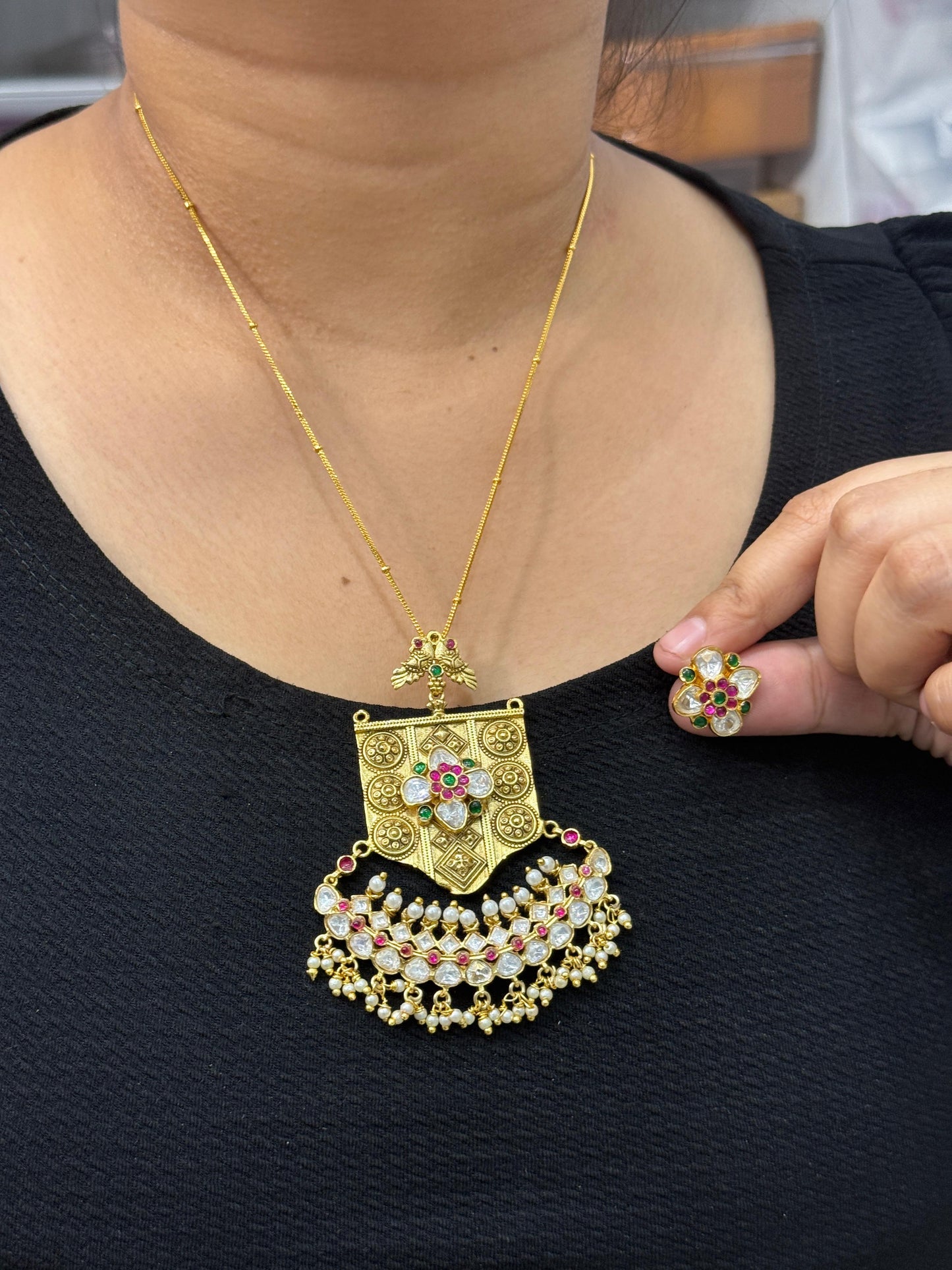 Rajputana Kundan Pendant Set