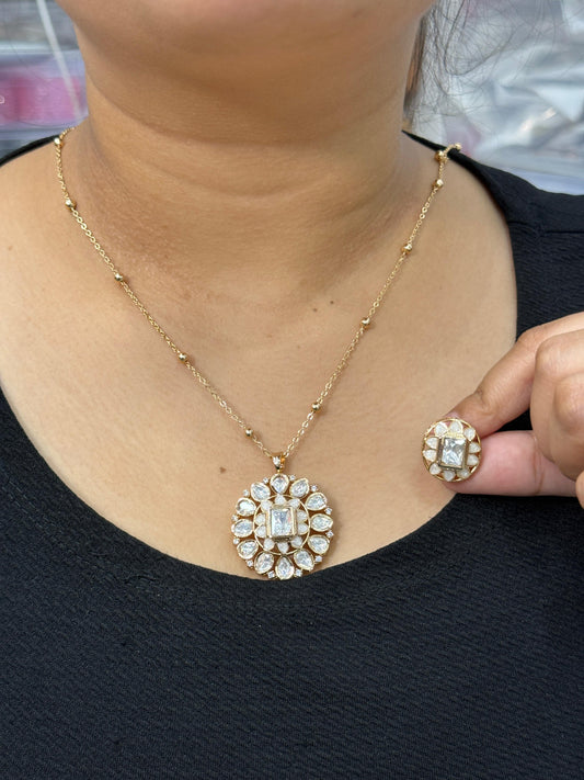 Meenakari Kundan Pendant Set