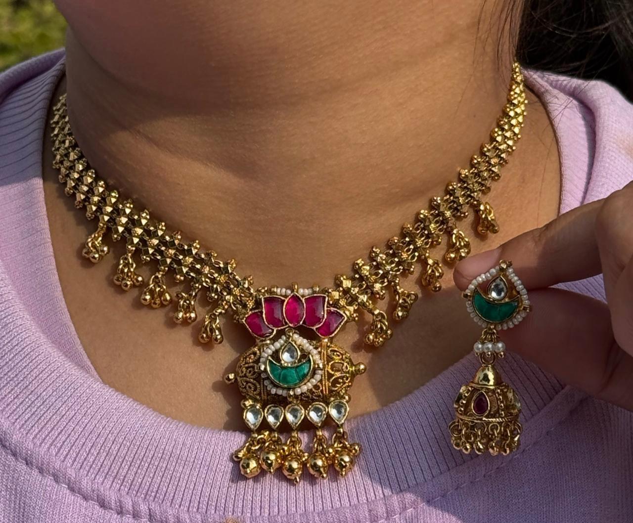 Antique With Paachi Stone Necklace