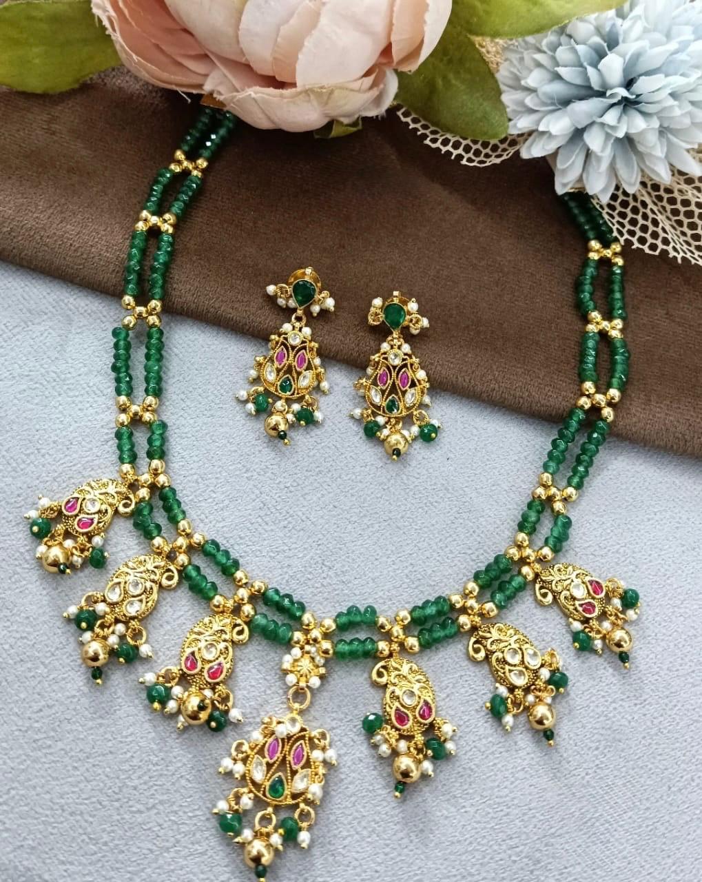 Double Line Beading With Gold Polish Motives Necklace