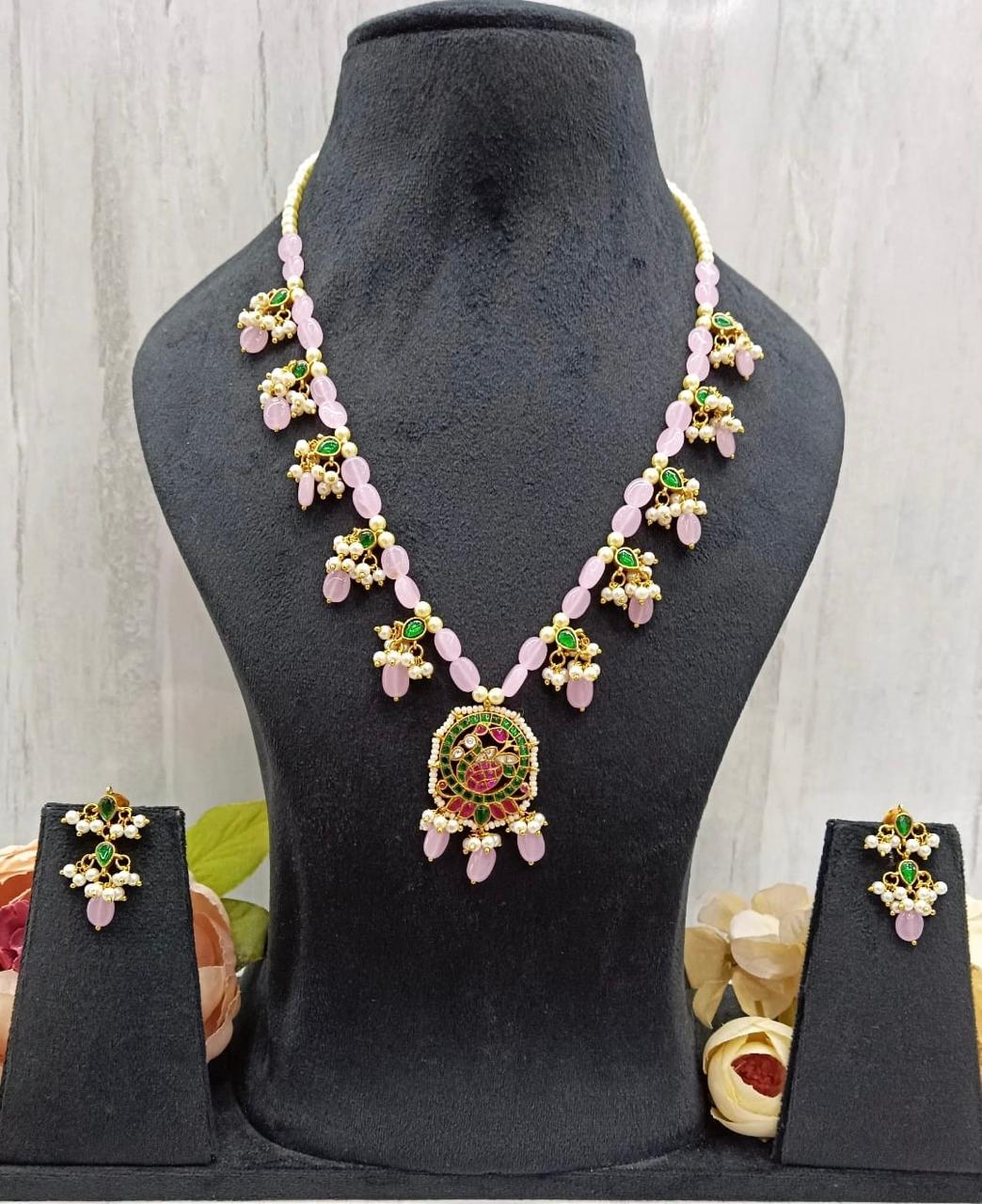 Long Necklace With Monalisa Beads With Pachi Pendant